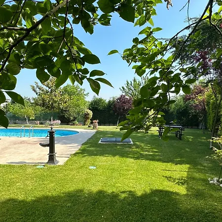 Guzel Evler Family * Sapanca