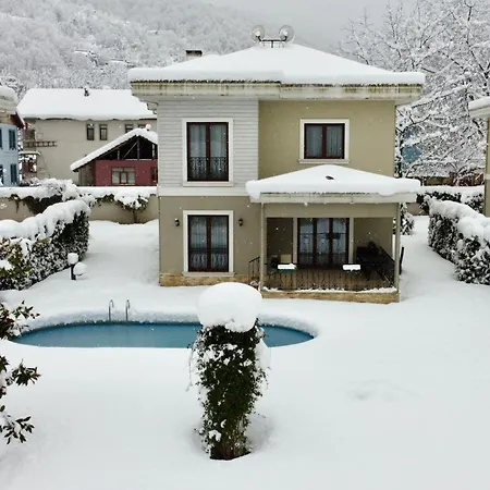 Villa Guzel Evler Family *