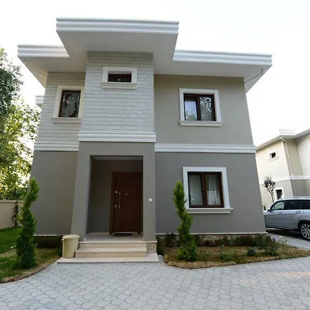 Villa Guzel Evler Family