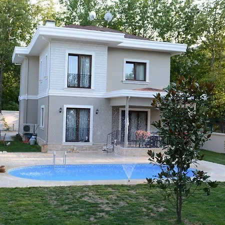 Guzel Evler Family Sapanca