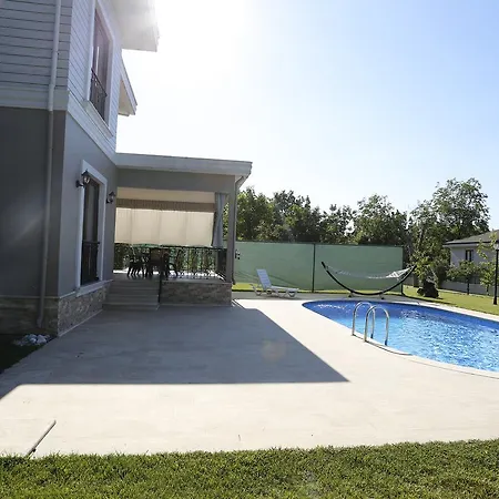 Guzel Evler Family Villa Sapanca