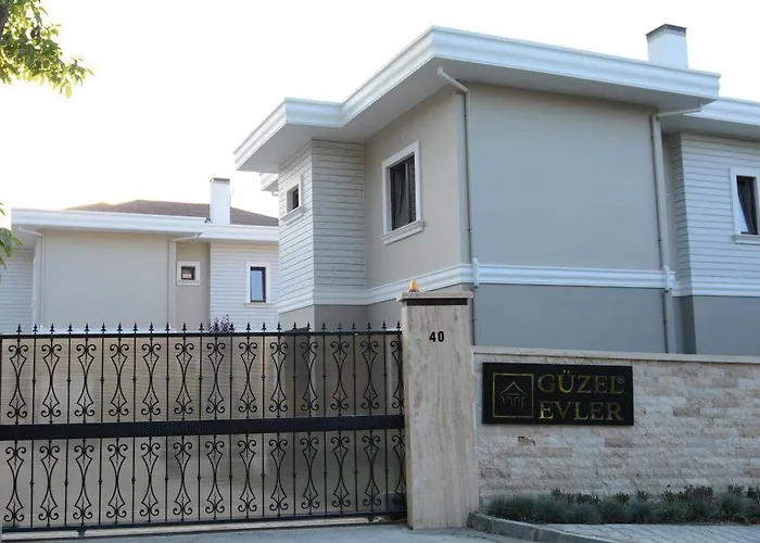 Villa Guzel Evler Family