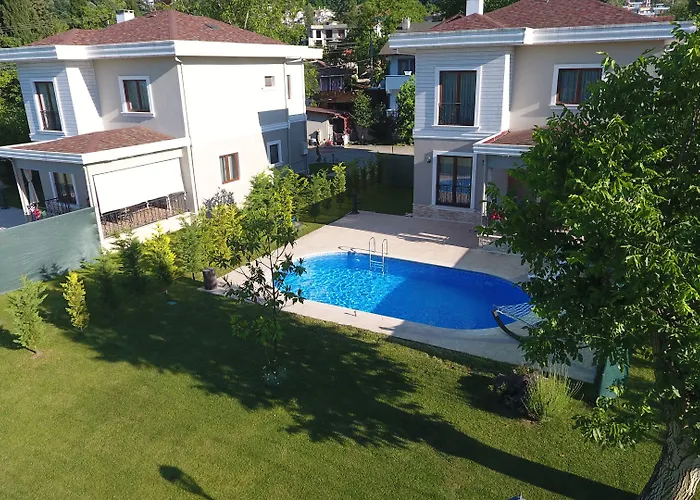 Villa Guzel Evler Family *